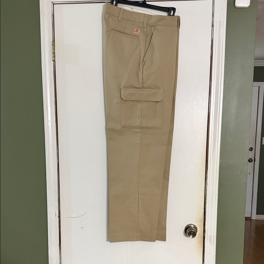 Men's Classic Tan Cargo Pants